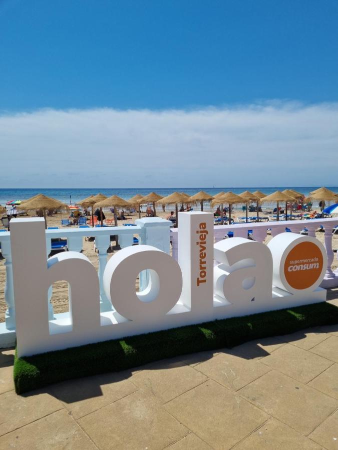 Апартаменти Flamenco Penthouse Sea View & Swimming Pool Торрев'єха Екстер'єр фото