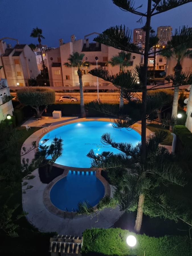 Апартаменти Flamenco Penthouse Sea View & Swimming Pool Торрев'єха Екстер'єр фото