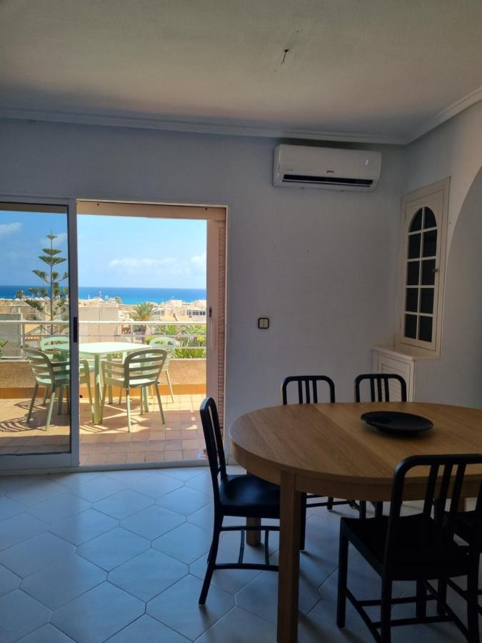 Апартаменти Flamenco Penthouse Sea View & Swimming Pool Торрев'єха Екстер'єр фото